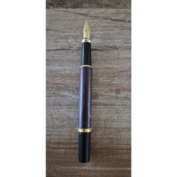 Iridium Point Germany Vintage Fountain Pen 🖋 - Picture 2 of 6